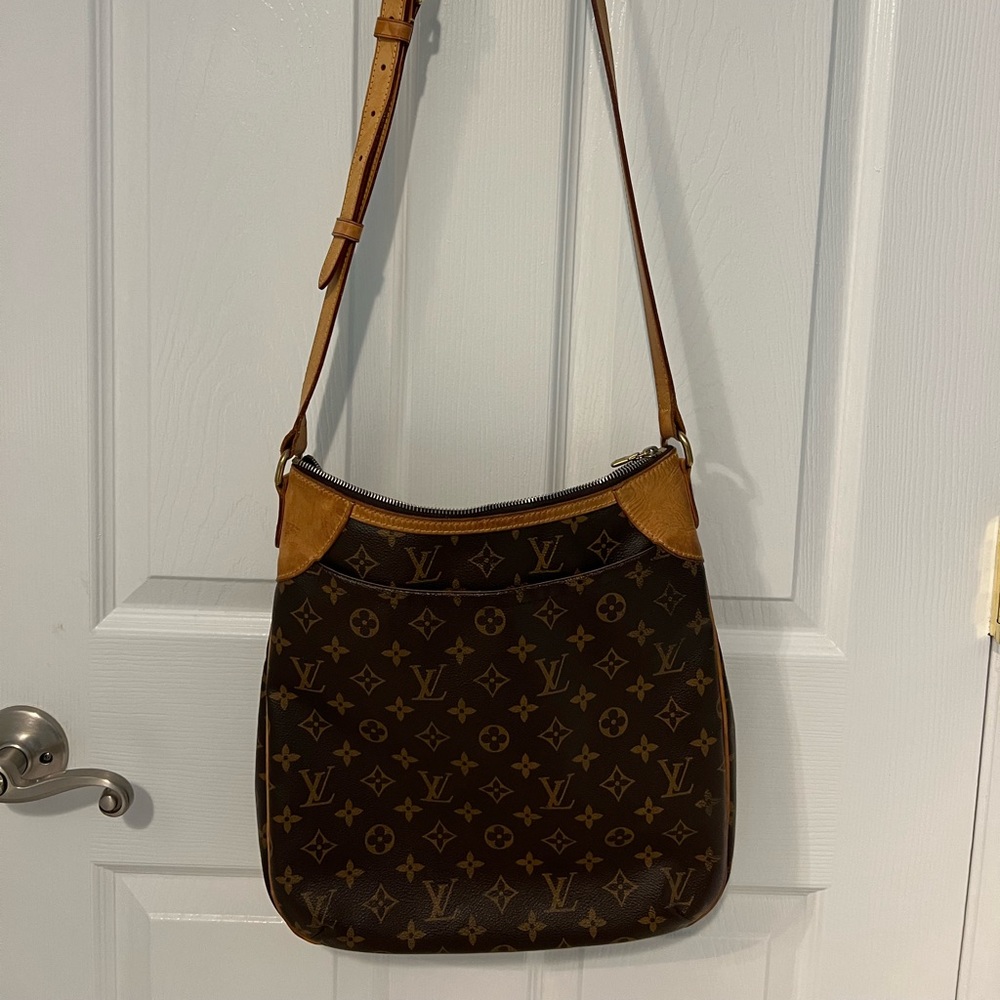 Authentic Louis Vuitton Odeon MM bag